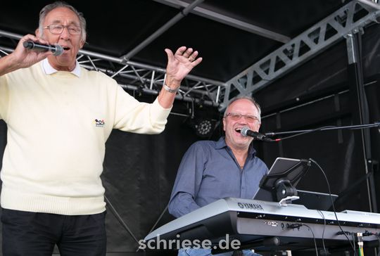 Dietmar Jöst und Rudi Kling im Weindorf