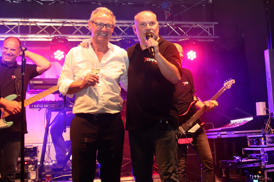 Verabschiedung von Bürgermeister a.D. Hansjörg Höfer - Party mit der T-Band